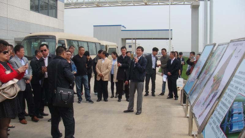外埠云南商会代表团赴杨林国家经济技术开发区实地考察